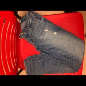 Light wash low rise jean